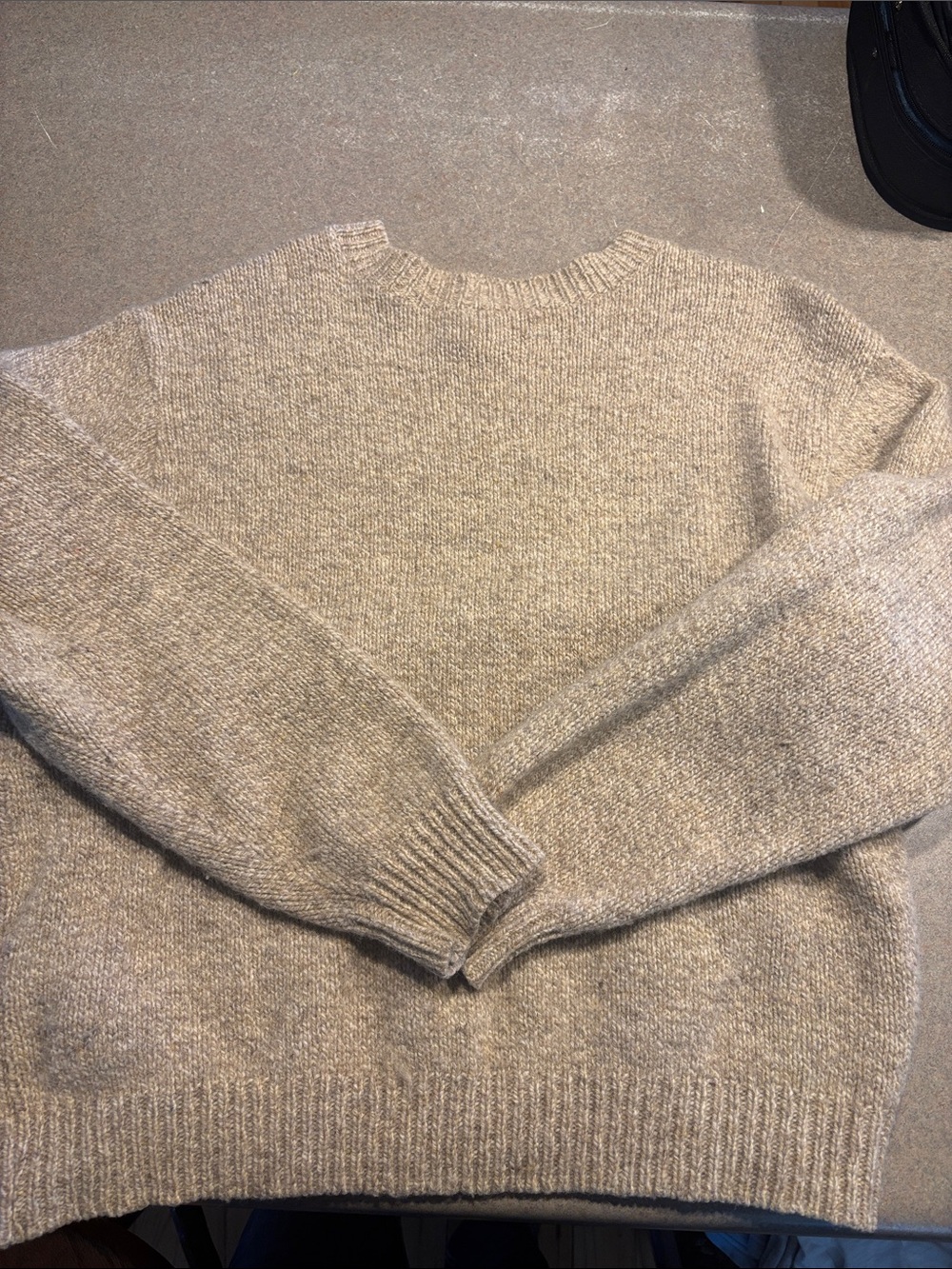 Cabela's Beige Crewneck Wool Blend Sweater